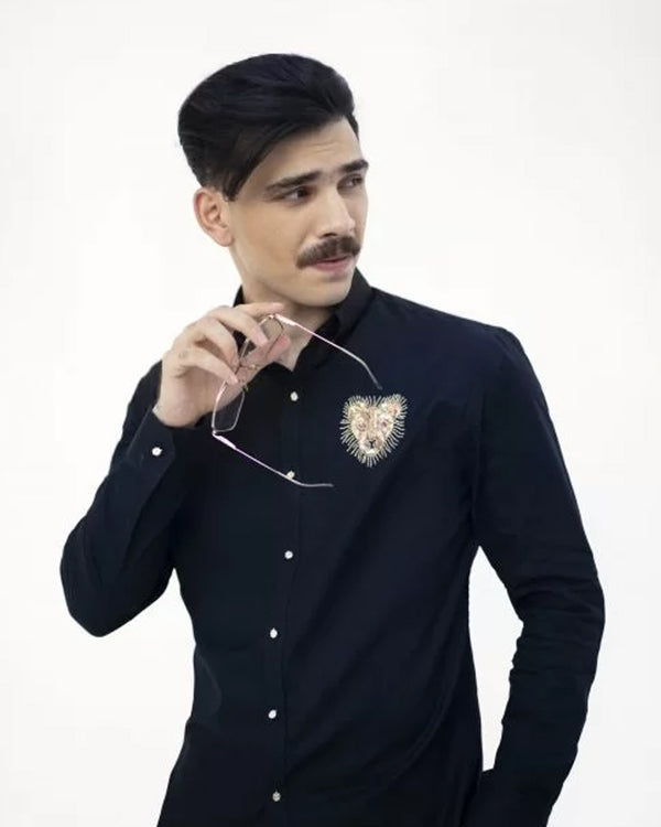 Humayun Alamgir | Motif Logo Shirts | Article-3